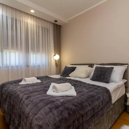 Casa Di Lusso - Pekovic Апартаменты