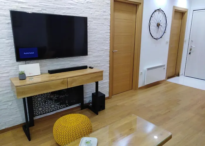 Casa Di Lusso - Pekovic 兹拉蒂博尔