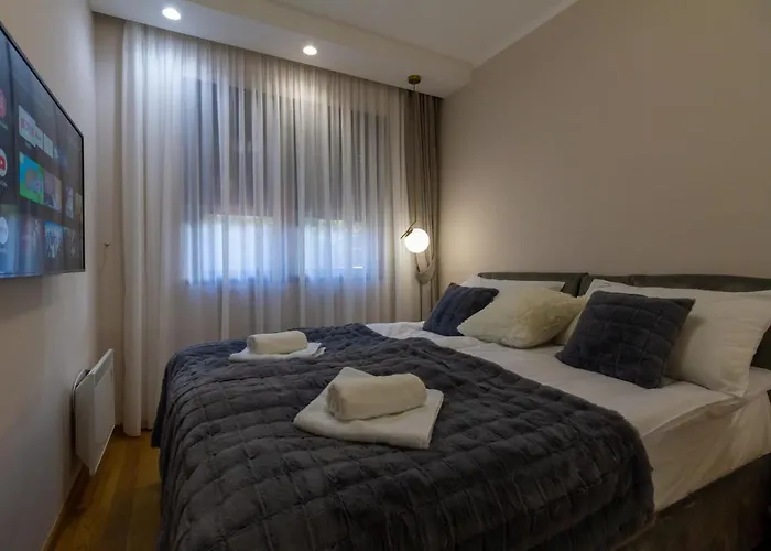 Casa Di Lusso - Pekovic 兹拉蒂博尔